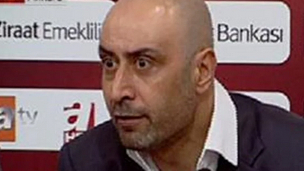 Foto - Hocam sen bu sinirle sadece Trabzon’u değil bizce hiçbir takımı çalıştırmasan nasıl olur?