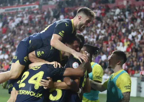 Foto - Hocasıyla kavga etti, Fenerbahçe'ye geri dönüyor! 26 milyon euroluk yıldız sürprizi