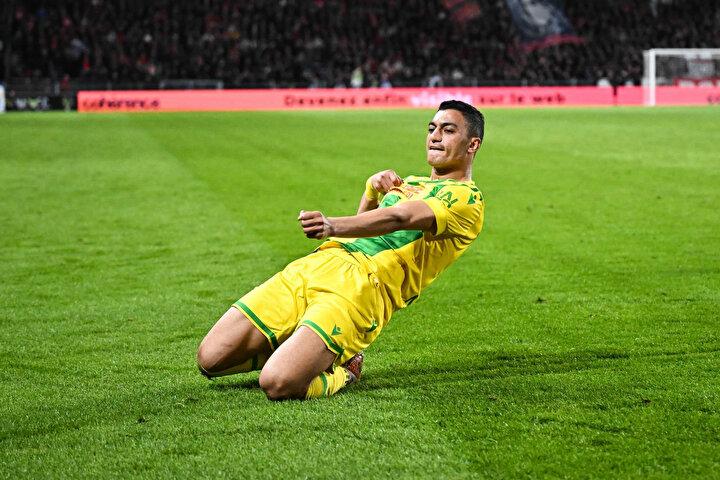 Foto - Homocu Fransızlara ayar verdi! Helal olsun sana Mostafa Muhammed