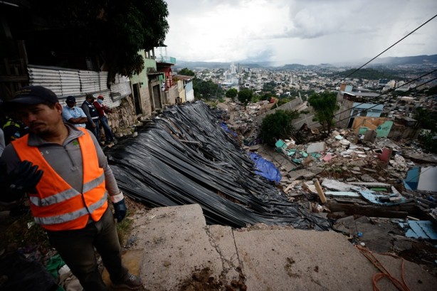 Foto - Honduras’ta facia yaşandı!