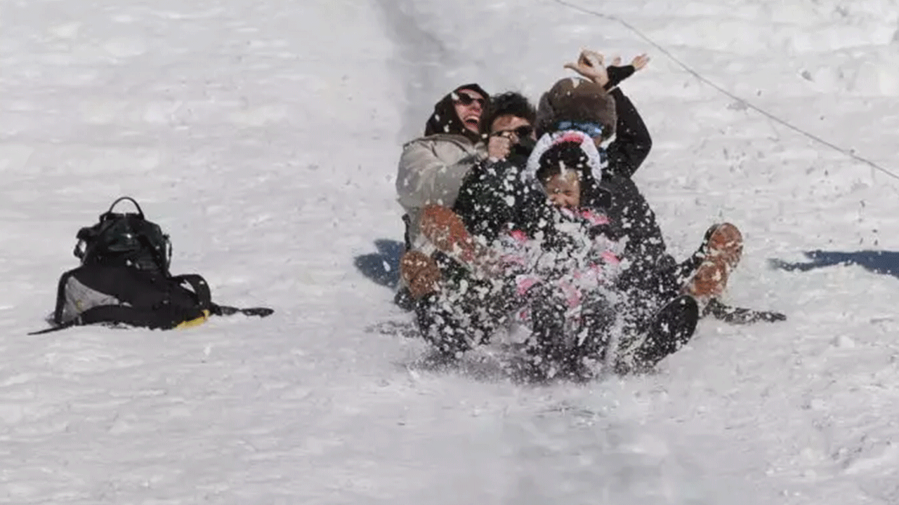 Foto - Horon teperek karşıladılar: Araplar o ilimize akın ediyor!