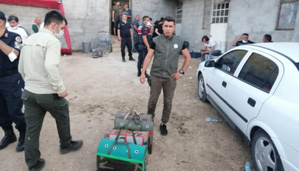 Foto - Horoz dövüşçülerine baskın! Film gibi görüntüler