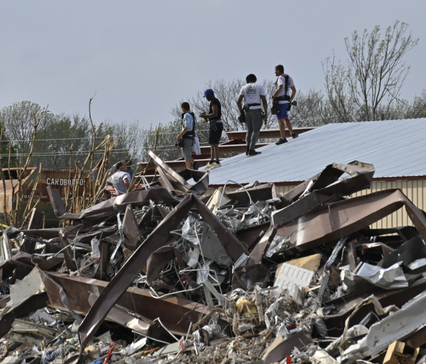 Foto - Hortumlar ABD'yi yıkıp geçti! Ölü sayısı arttı