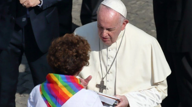 Foto - Hristiyan dünyası şokta! Papa bunu da yaptı