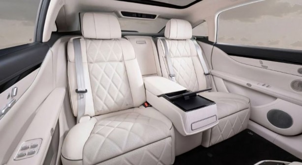 Foto - Huawei'den Mercedes'i kıskandıracak başarı! Elektrikli sedanı Stelato S9’u tanıttı