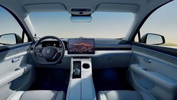 Huawei’nin yeni otomobili göründü