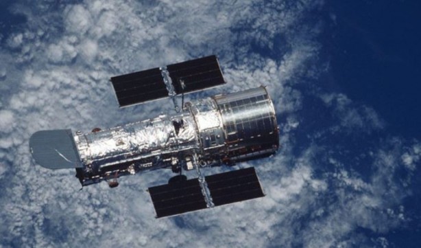 Foto - Hubble ihtişamlı cüce galaksiyi görüntüledi