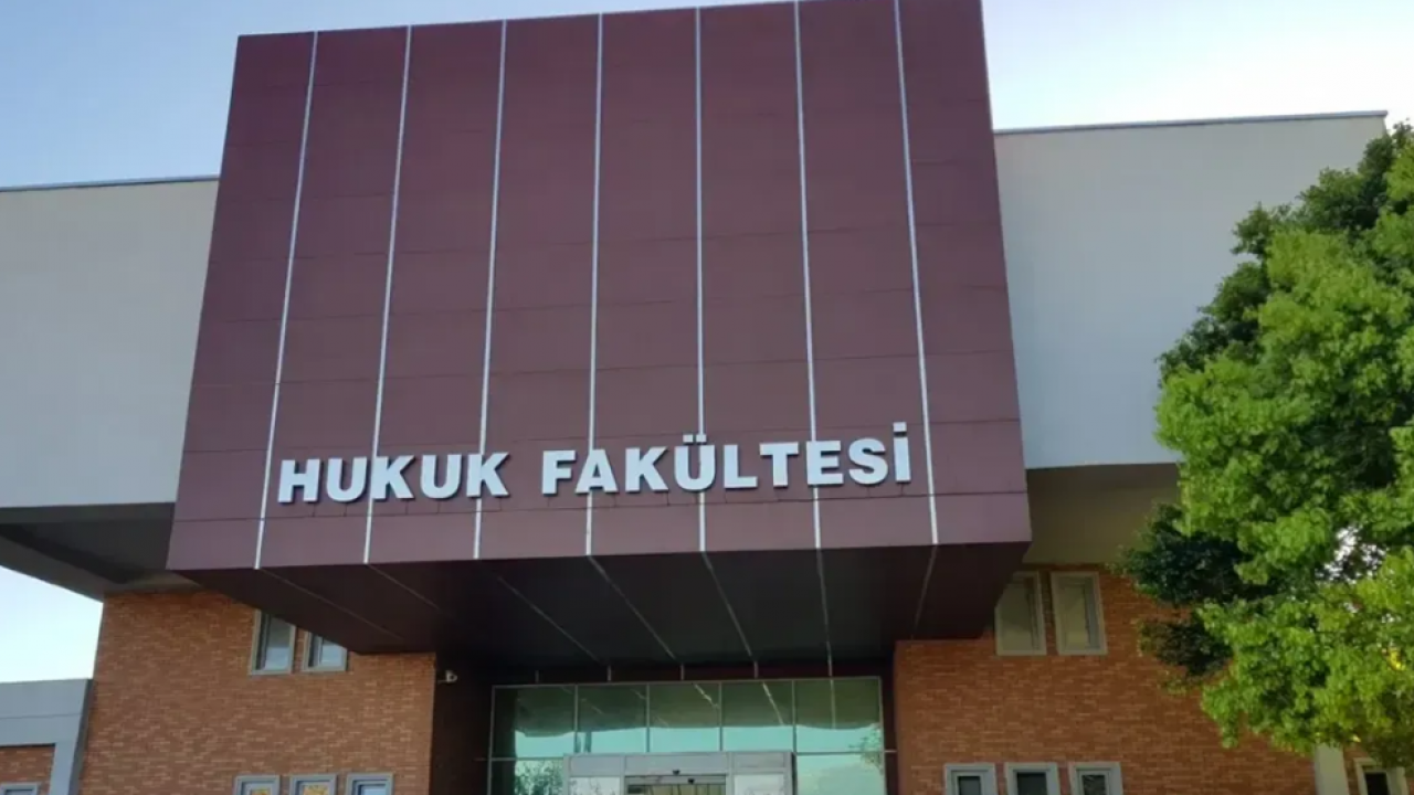 Hukuk fakülteleri için o şart kaldırıldı: Sıralama değiştirildi 
