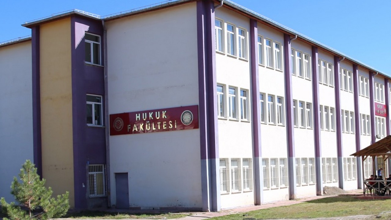 Foto - Hukuk fakülteleri için o şart kaldırıldı: Sıralama değiştirildi 