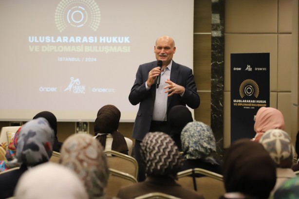 Foto - Hukuk Genç Filistin gündemiyle toplantı! Dünya sistemi İsrail’den yana