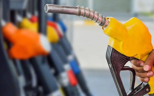 Foto - Hükümet akaryakıt fiyatlarıyla ilgili müjdeyi her an verebilir! Rakamı gören gözlerine inanamadı