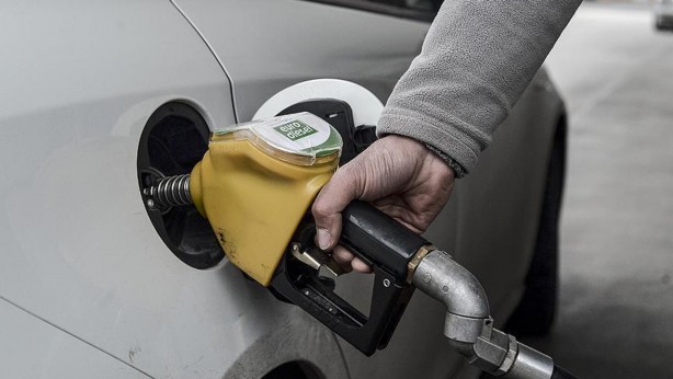 Foto - Hükümet akaryakıt fiyatlarıyla ilgili müjdeyi her an verebilir! Rakamı gören gözlerine inanamadı