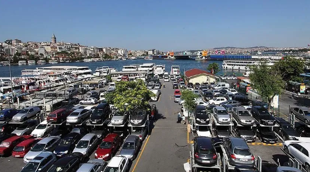 Hükümet 700 bin adet ikinci el aracı satışa çıkarıyor! Fiyat makul tutulacak, tarih resmen belli oldu