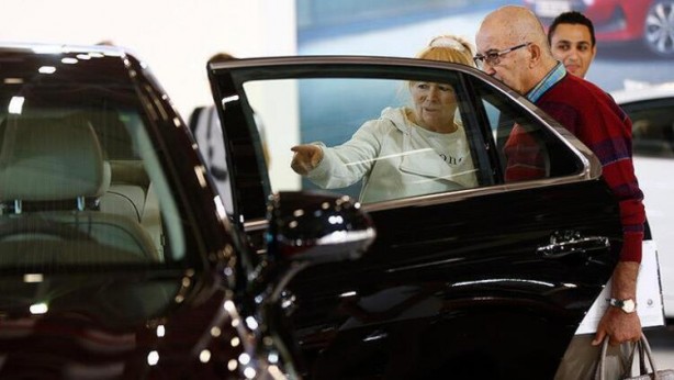 Foto - Hükümet düğmeye basmıştı! Araba fiyatlarında görülmemiş gelişme