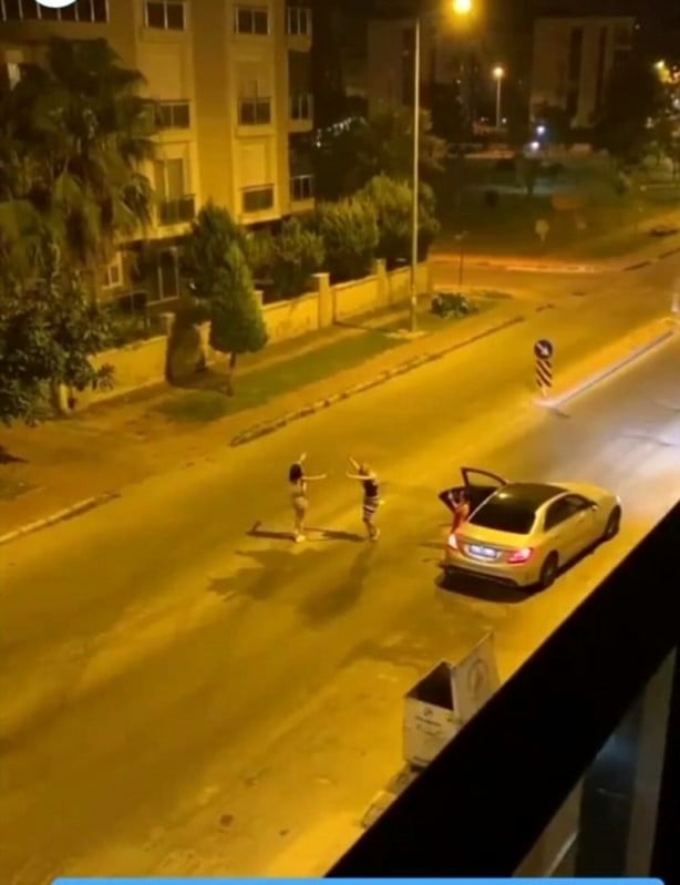 Foto - Hükümet düşmanlığı ahlaksızlığı gözler önüne serdi!
