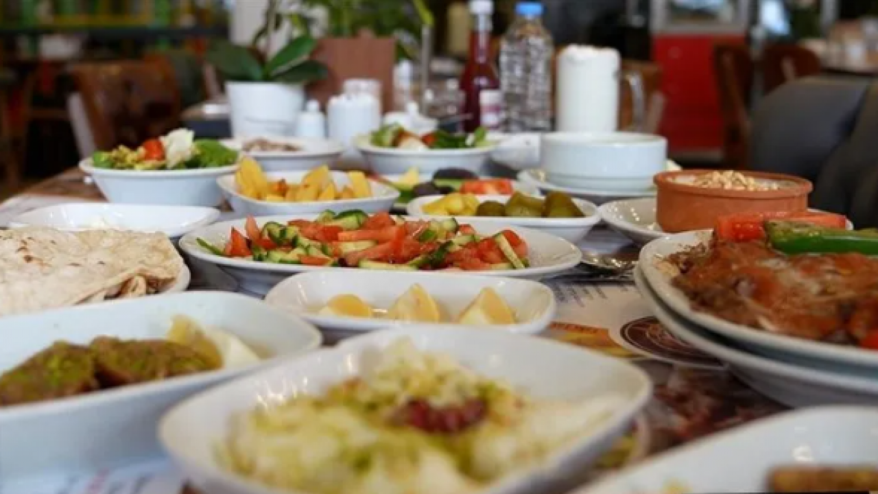 Foto - Hükümet gıda israfını önlemek için harekete geçti! Açık büfe ve serpme kahvaltıda yeni dönem