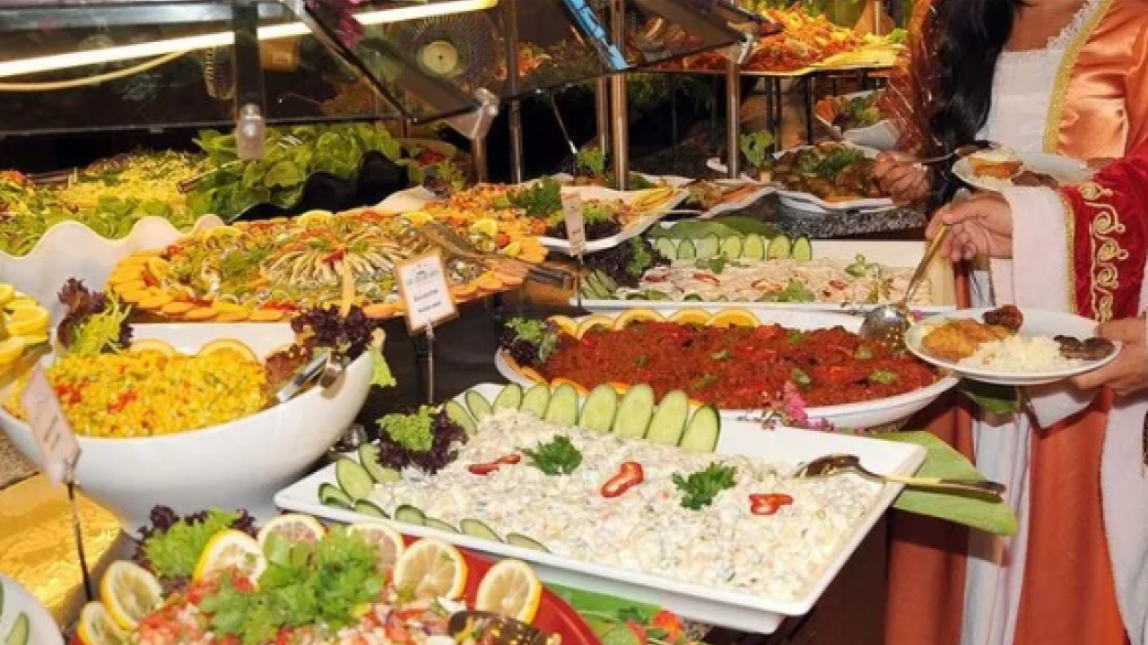 Foto - Hükümet gıda israfını önlemek için harekete geçti! Açık büfe ve serpme kahvaltıda yeni dönem