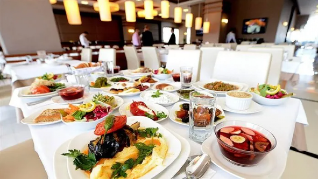 Foto - Hükümet gıda israfını önlemek için harekete geçti! Açık büfe ve serpme kahvaltıda yeni dönem