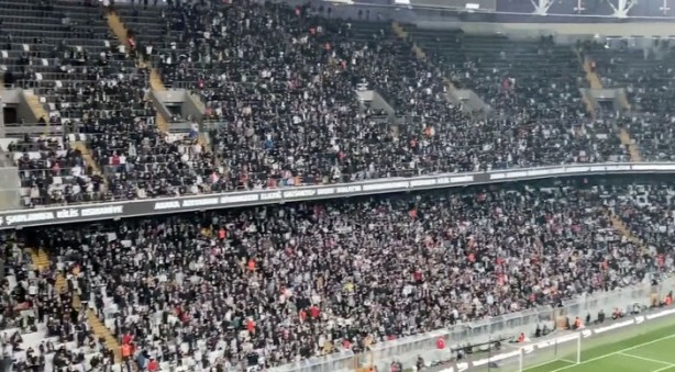 'Hükümet istifa' diyen Fenerbahçe ve Beşiktaş'ın taraftarına tepki gösteren  kulüpler belli oldu: Tarafımız...