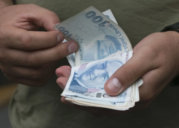 Foto - Hükümete yakın isim emeklilere müjdeyi verip yeni en düşük emekli maaşını açıkladı! Tarih bile verdi