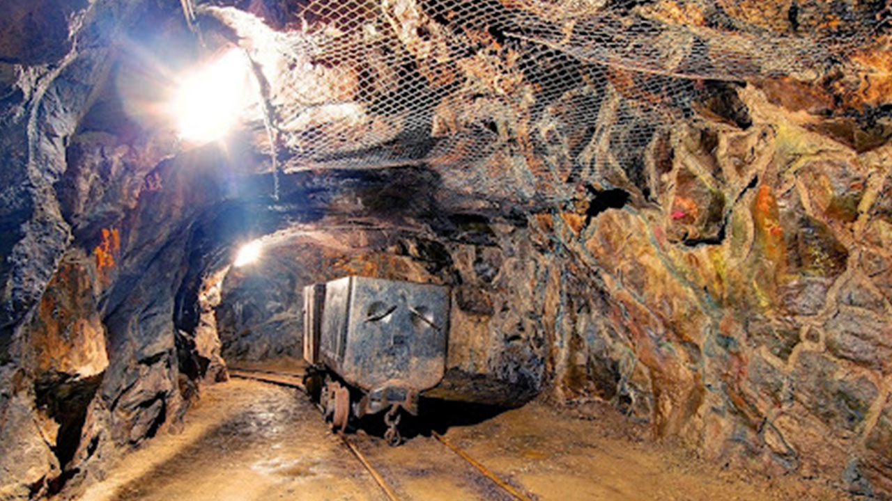 Foto - 'Hükümeti ben kurar ben yıkarım' diyen Aydın Doğan Türkiye'de o madenin peşine düştü