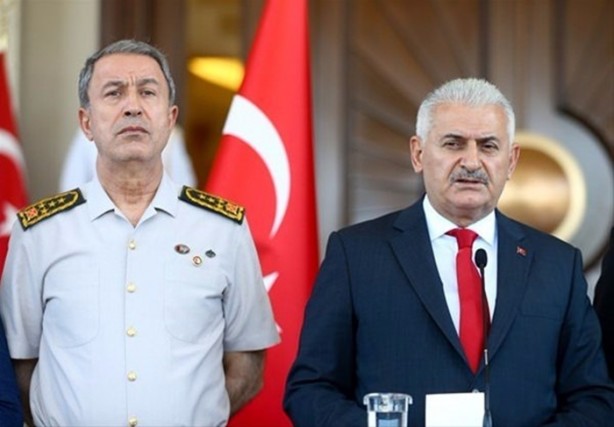 Foto - Hulusi Akar alıkonulduğu 20 saat boyunca neler yaşadı?