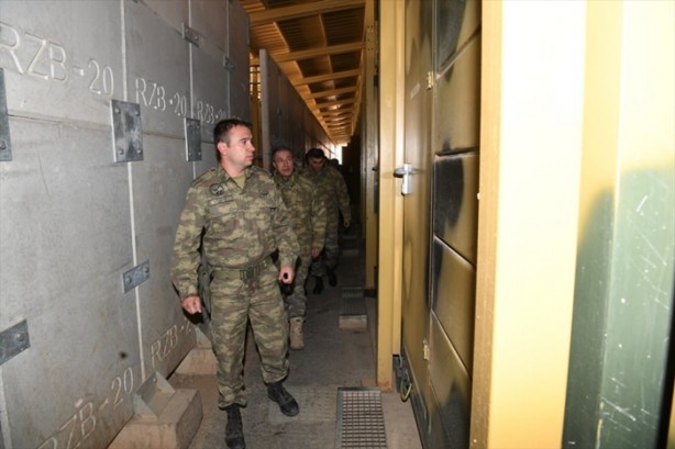 Foto - Hulusi Akar, o bölgeleri denetledi