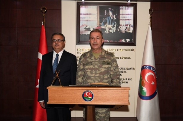 Foto - Hulusi Akar, o bölgeleri denetledi