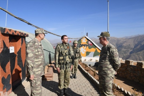 Foto - Hulusi Akar, o bölgeleri denetledi