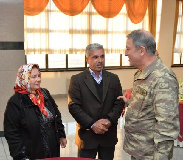 Foto - Hulusi Akar'dan Özel Kuvvetler'e ziyaret