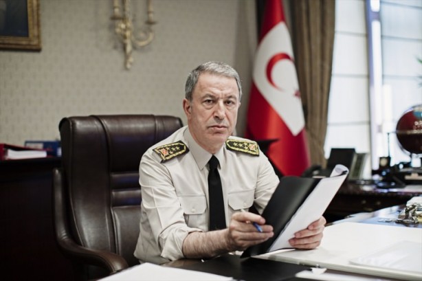 Foto - Hulusi Akar'ı hiç böyle görmediniz