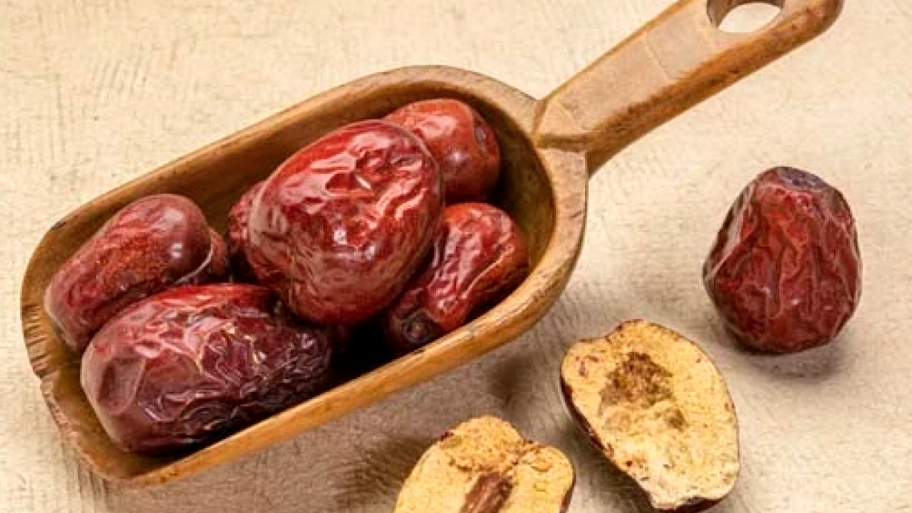 Foto - Japonların ölümsüzlük meyvesi doktor hünnap tezgahta! Kilosu 125 TL... İşte faydaları!