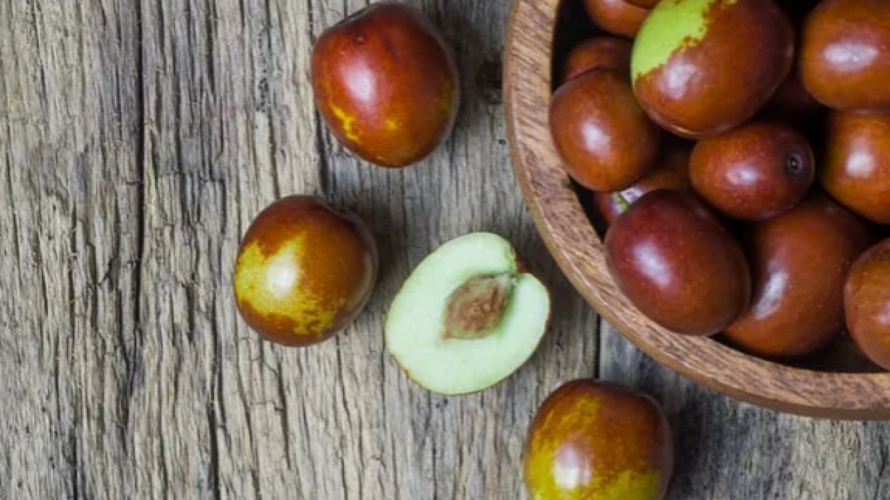 Foto - Japonların ölümsüzlük meyvesi doktor hünnap tezgahta! Kilosu 125 TL... İşte faydaları!