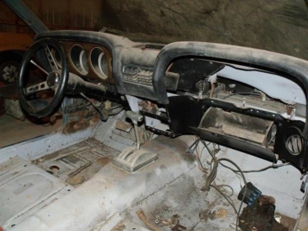 Foto - Hurda arabayı öyle bir değiştirdiler ki...