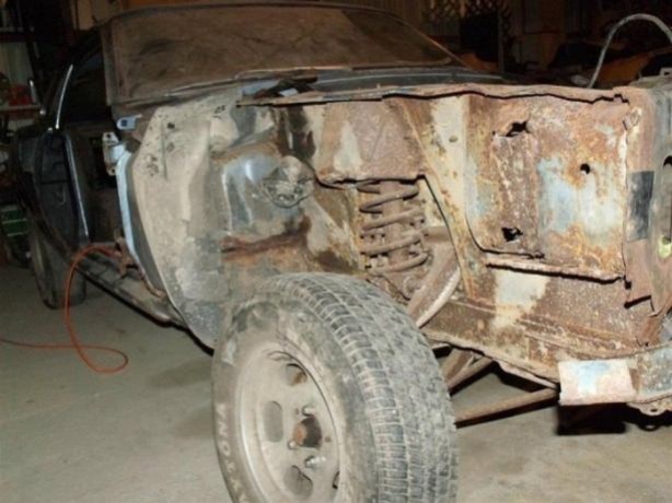 Foto - Hurda arabayı öyle bir değiştirdiler ki...