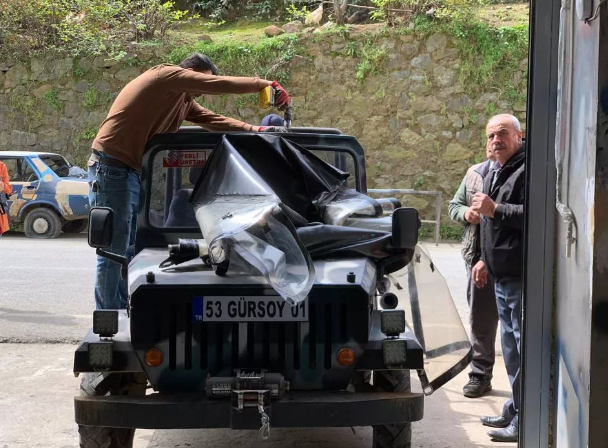 Foto - Hurda demirleri topladı! İhtiyacını karşılayacak bir araba yaptı