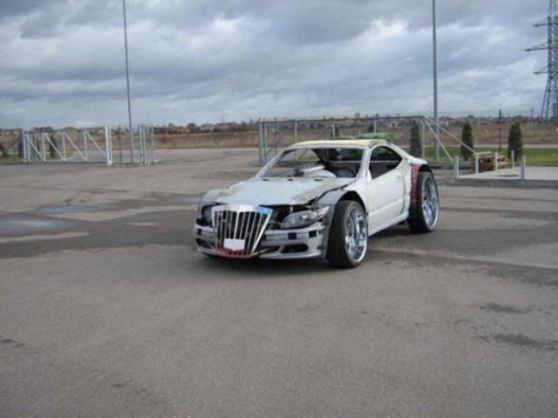 Foto - Hurda Mercedes'ten lüks otomobil yaptı