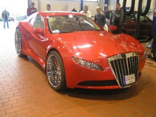 Foto - Hurda Mercedes'ten lüks otomobil yaptı