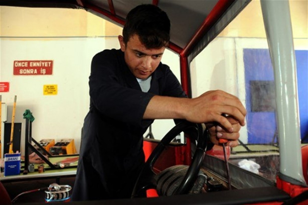 Foto - Hurda parçalardan mini 'Otomobil' ürettiler