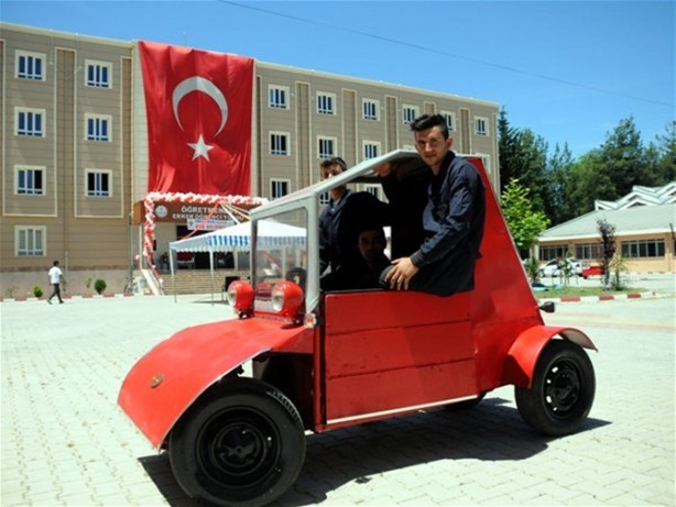 Foto - Hurda parçalardan mini 'Otomobil' ürettiler