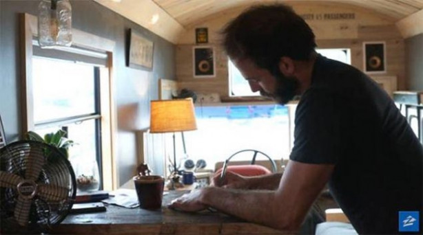 Foto - Hurda servisi karavana dönüştürdü!