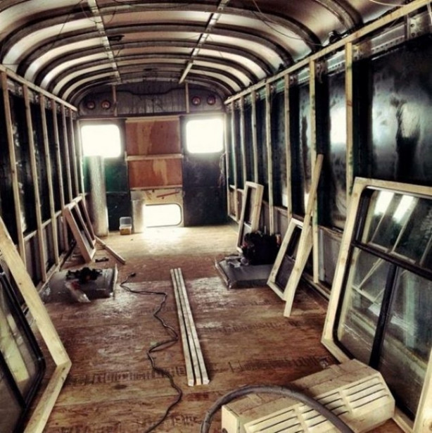 Foto - Hurda servisi karavana dönüştürdü!