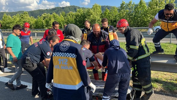 Foto - Hurdaya dönen araçtan sağ kurtuldu!