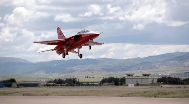 Foto - Hürjet'e hiç beklenmedik rakip! Bir anda ortaya çıktılar