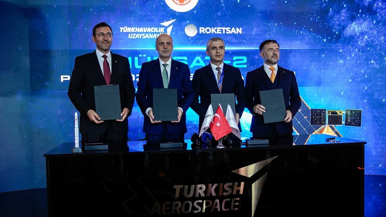Foto - HÜRSAT için TUSAŞ ve ROKETSAN'dan tarihi imza! 