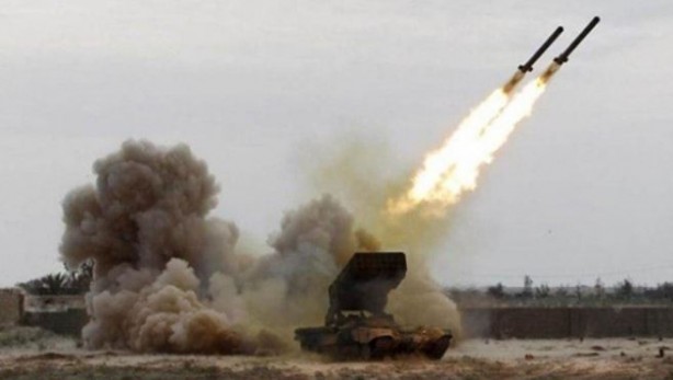 Foto - Husiler, ABD bayraklı gemilere balistik füze fırlattı