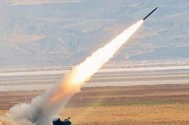 Foto - Husiler, ABD bayraklı gemilere balistik füze fırlattı