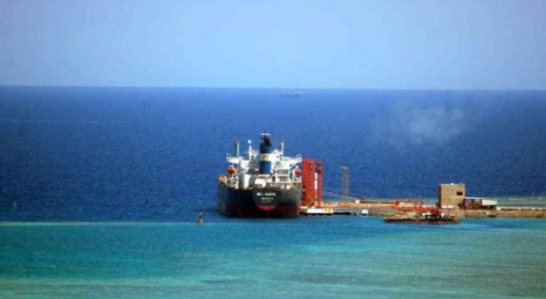 Foto - Husiler, ABD bayraklı gemilere balistik füze fırlattı