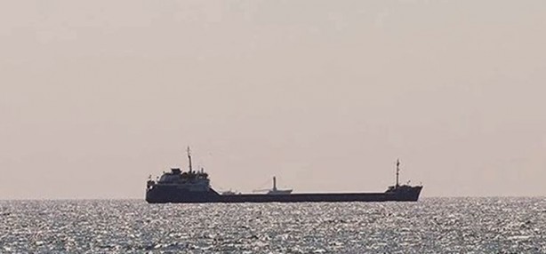 Foto - Husiler, Yemen açıklarında petrol gemisini vurdu