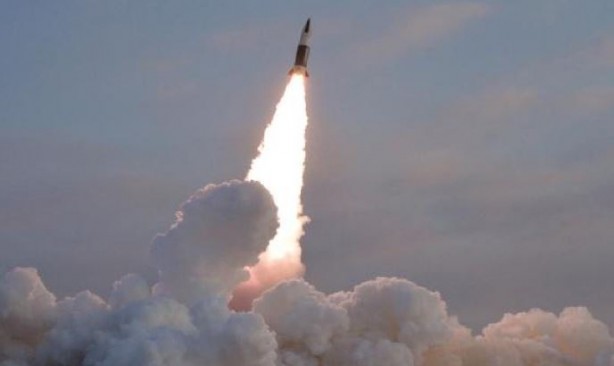 Husilerden ABD ve İngiltere'ye füzeli cevap